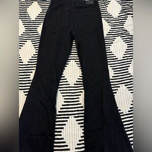 Hollister highrise flare w28L